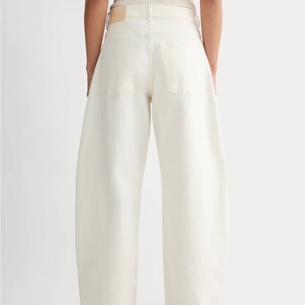 Everlane Way High Curve Jean in Ecru - Picture 2 of 8